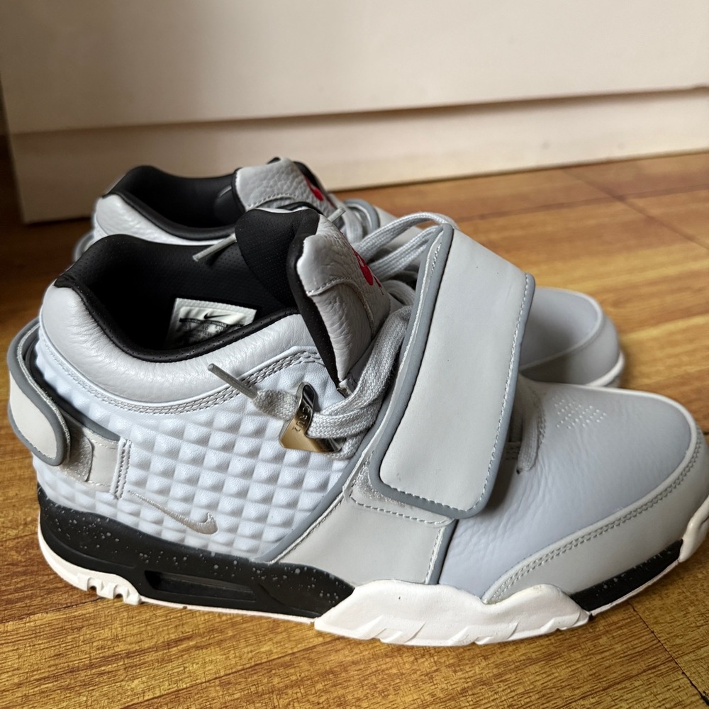 NIKE AIR TR. V. CRUZ sneakers
